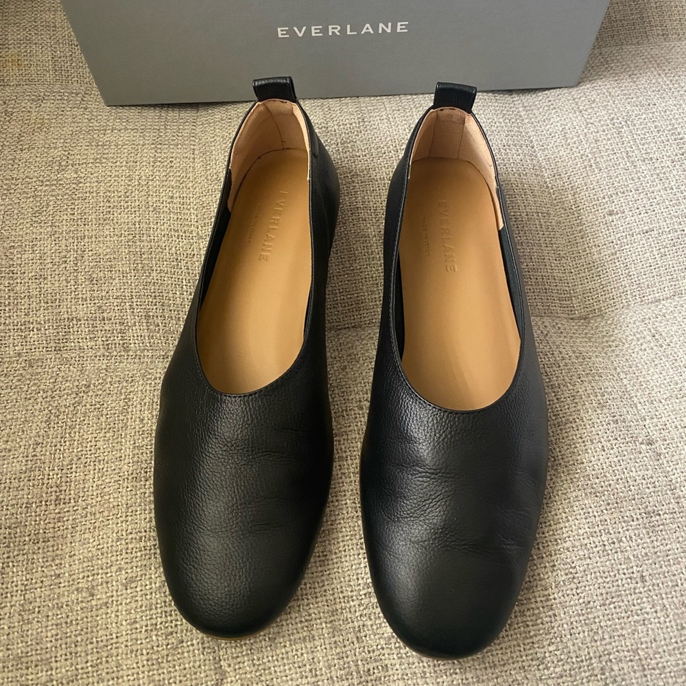 Everlane The Italian Leather Day Glove Flats in Black Size 6